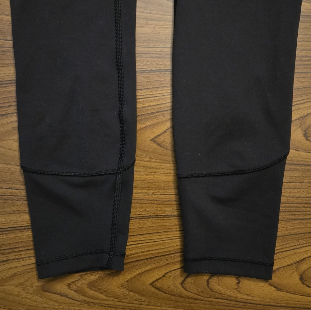 Lululemon In Movement Tight 25" - Picture 9 of 12